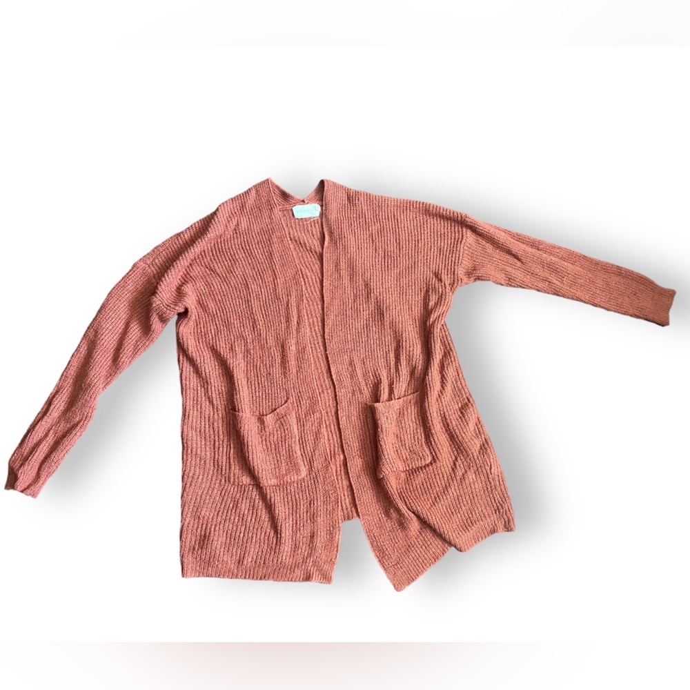 Super cute knitted cardigan size medium